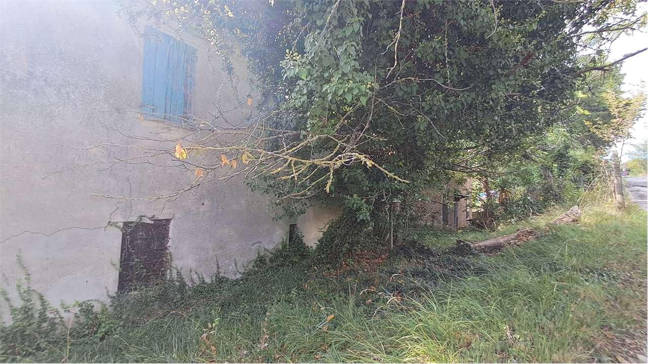 RUSTICO/CASALE VENDITA ANCONA 3