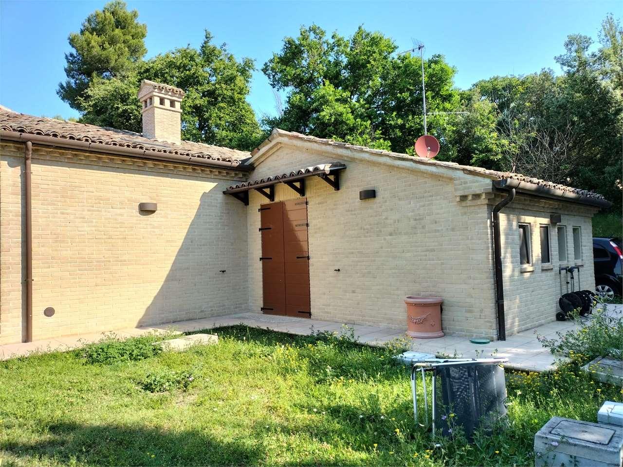 VILLA VENDITA CAMERANO 19