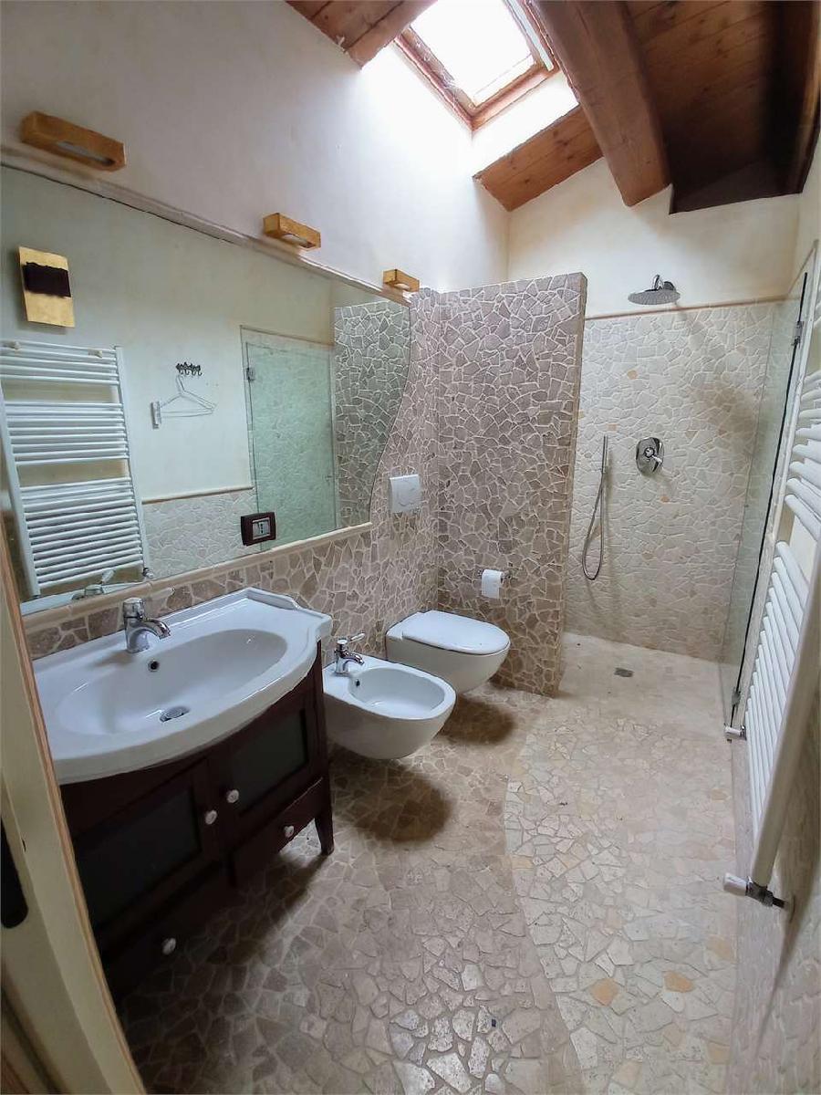 VILLA VENDITA CAMERANO 26