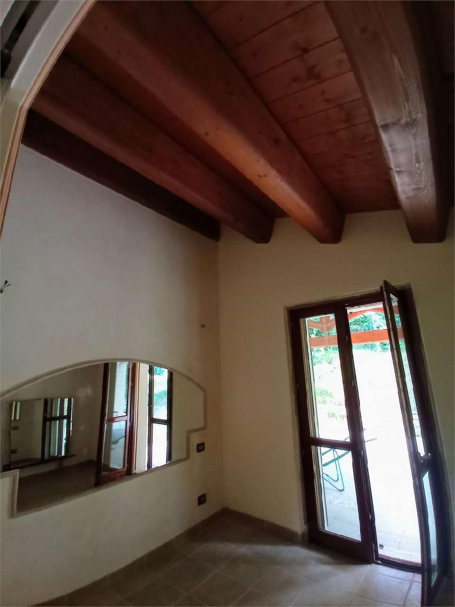 VILLA VENDITA CAMERANO 31