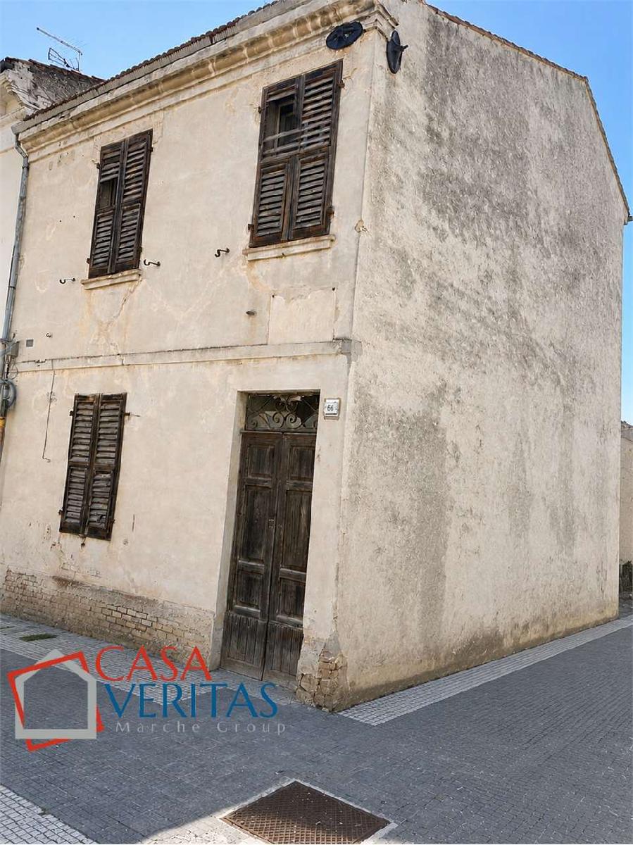 CASA SINGOLA VENDITA CHIARAVALLE 12
