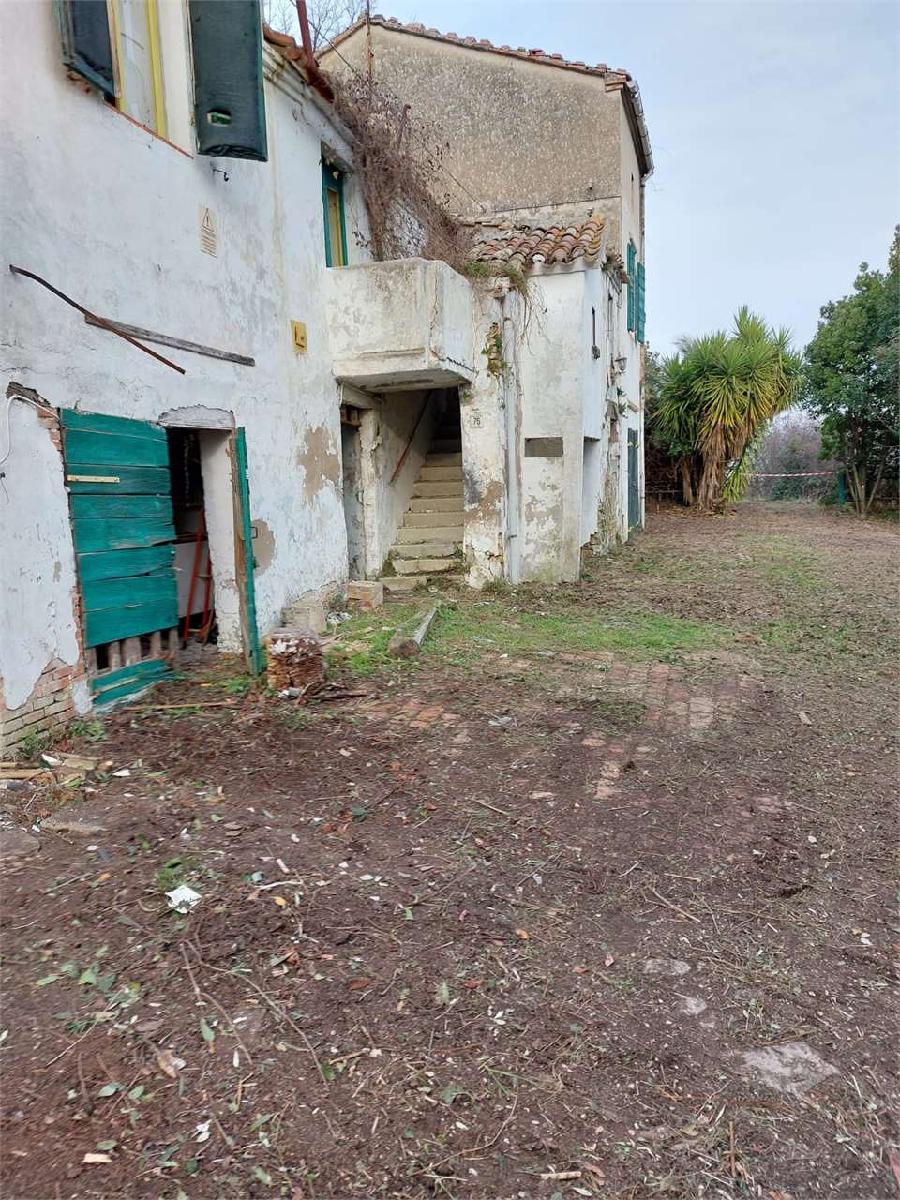 RUSTICO/CASALE VENDITA ANCONA 12