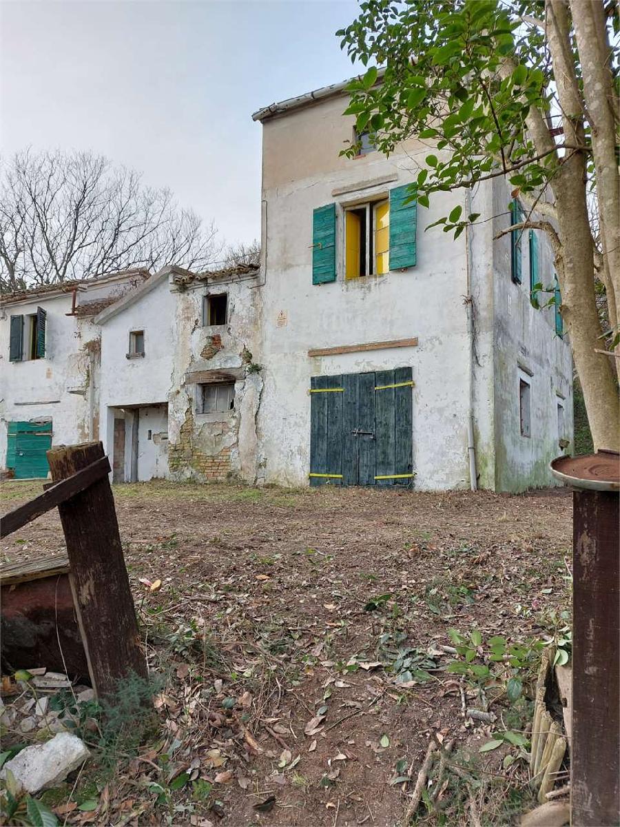RUSTICO/CASALE VENDITA ANCONA 16