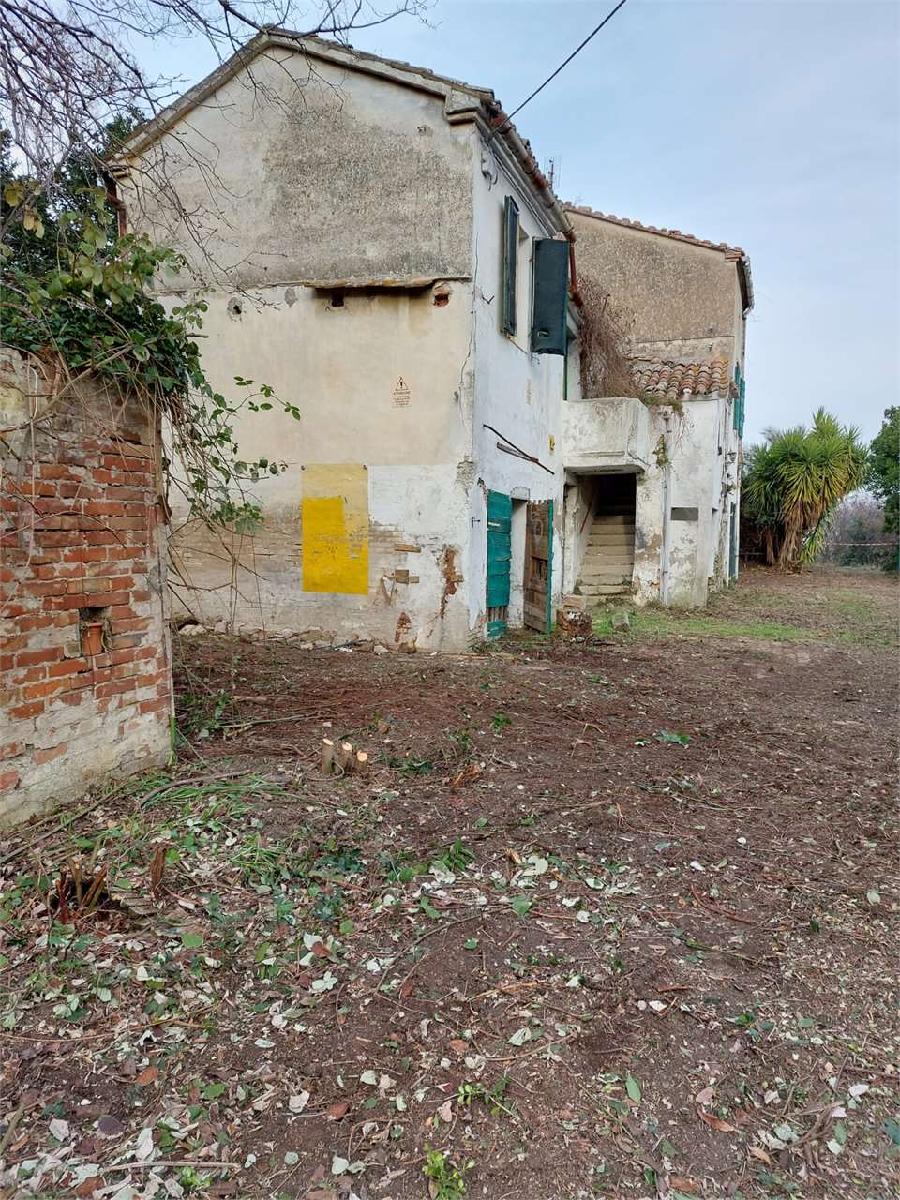 RUSTICO/CASALE VENDITA ANCONA 18